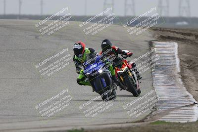 media/Nov-29-2025-TrackDaz (Sat) [[10ae2d9bce]]/B Group/Session 3 (Outside Grapevine)/